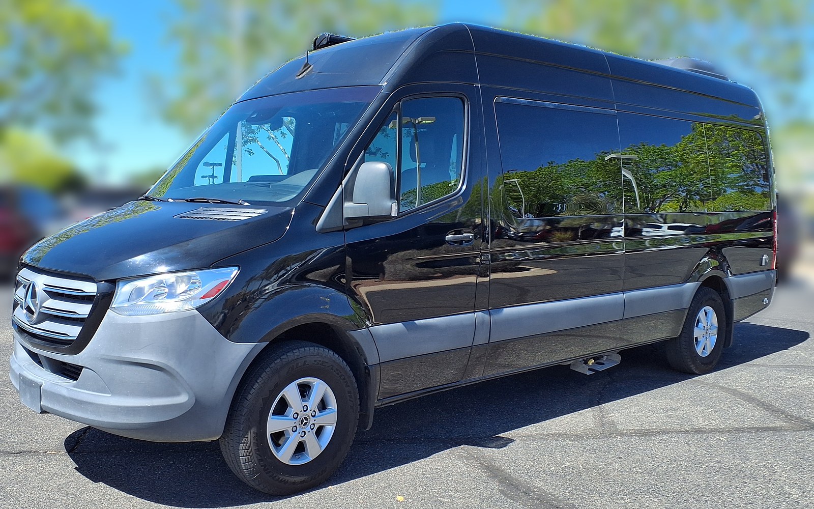 Orange County Convention Center Transportation: MCO, I-Drive and Show Days